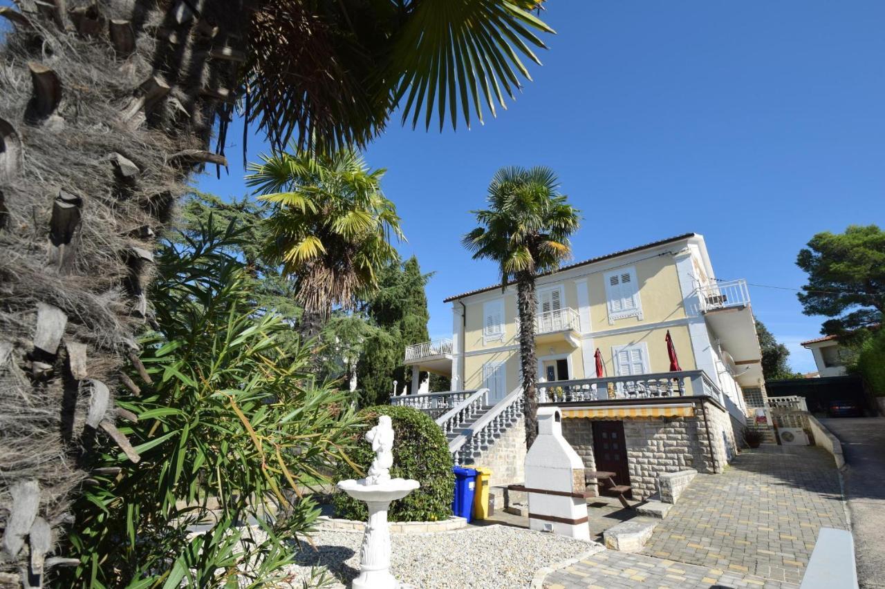 Apartments Margarita Malinska Exterior photo