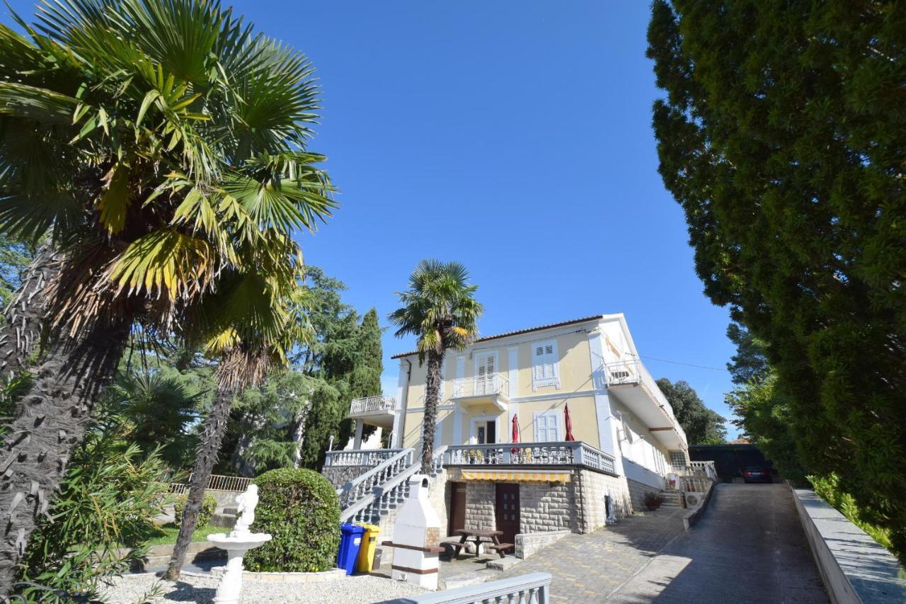Apartments Margarita Malinska Exterior photo